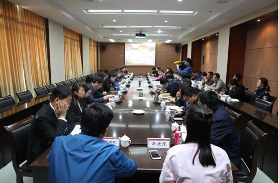 集團公司團委:學習總書記講話 做合格共青團員1.jpg